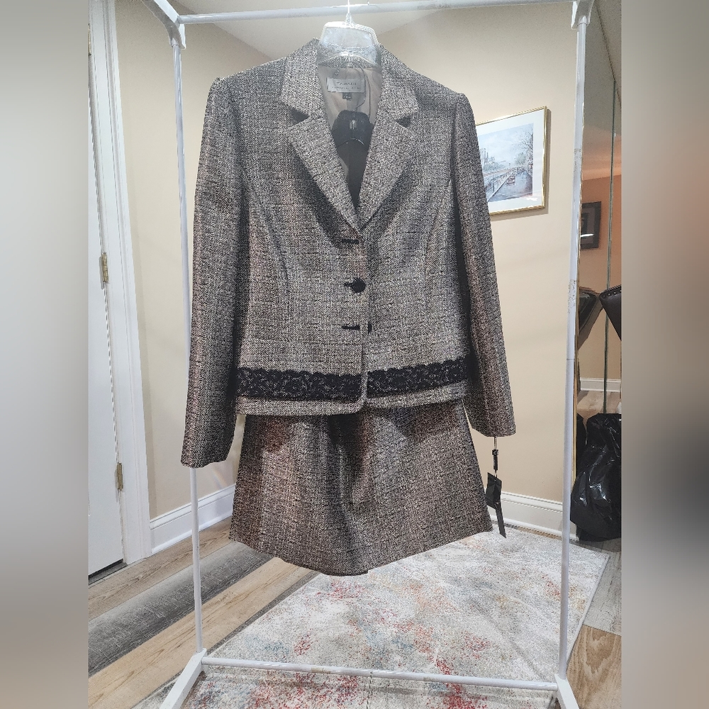 Classic Tahari Skirt and Blazer Suit